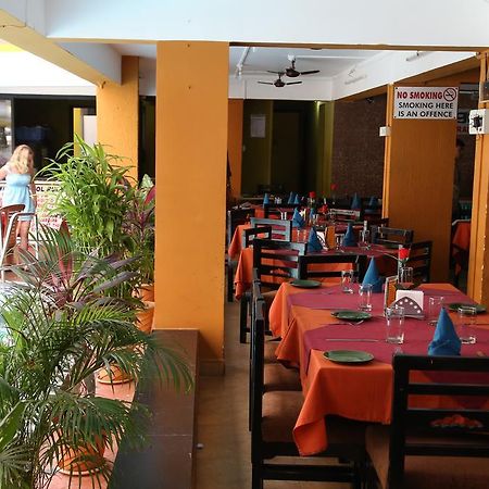Alor Holiday Resort Calangute Luaran gambar
