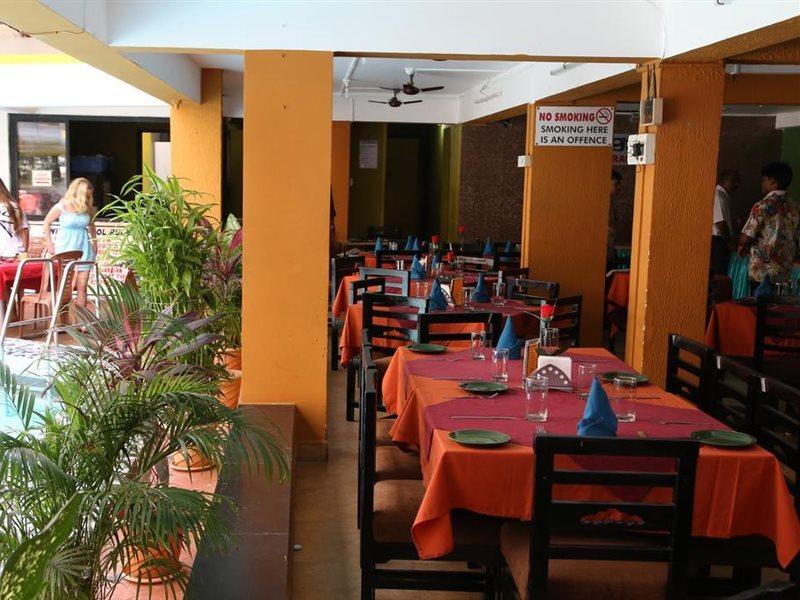 Alor Holiday Resort Calangute Luaran gambar