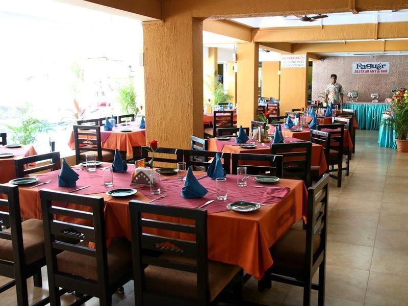 Alor Holiday Resort Calangute Luaran gambar