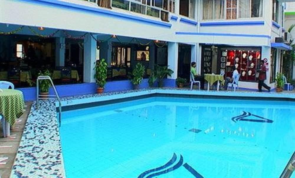 Alor Holiday Resort Calangute Luaran gambar
