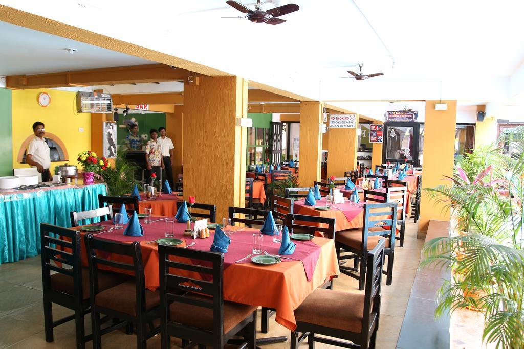 Alor Holiday Resort Calangute Luaran gambar