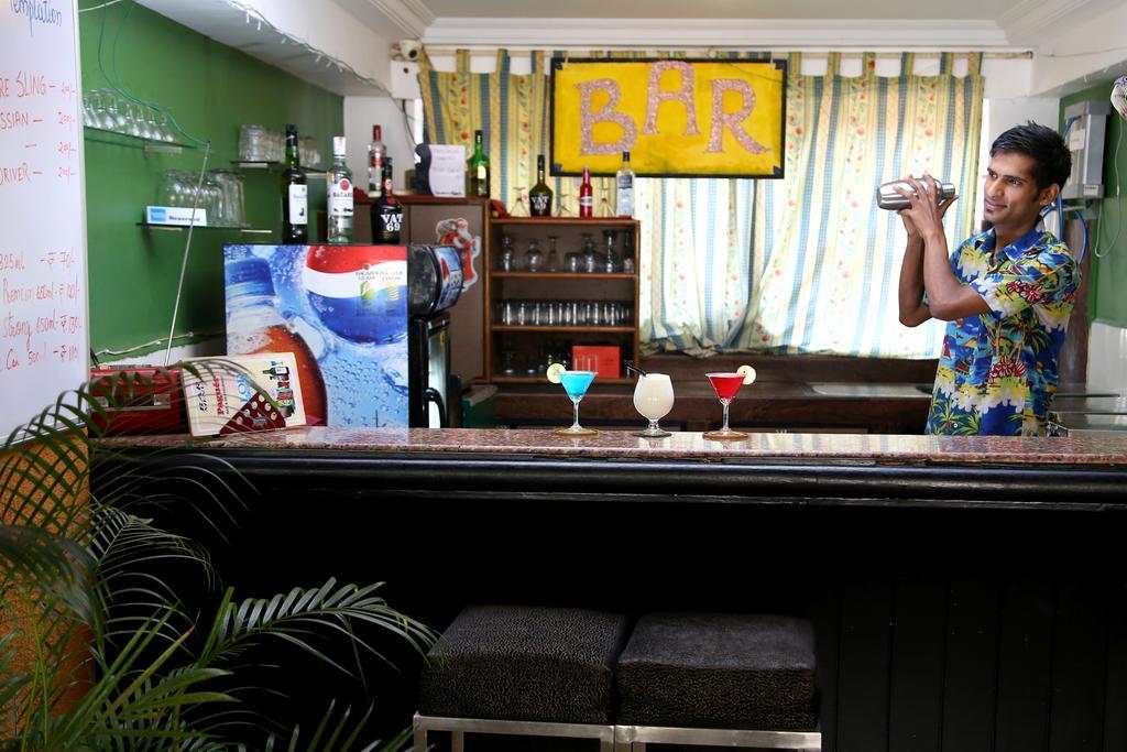 Alor Holiday Resort Calangute Luaran gambar